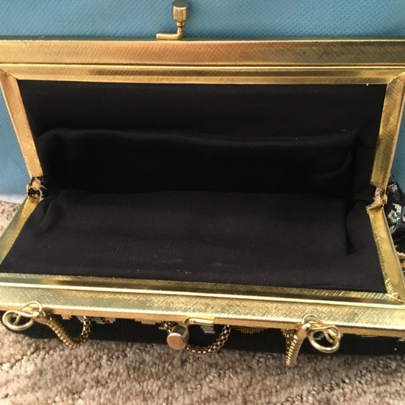 Tapestry floral small handbag with gold chain handle - Picture 6 of 11